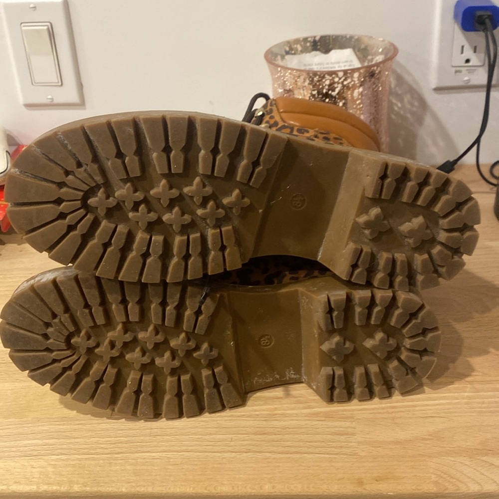 Loft boots - Picture 2 of 4